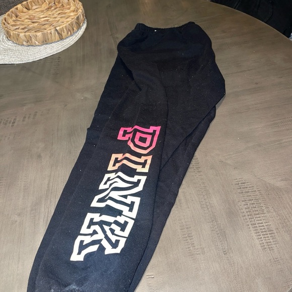 VS Pink sweatpants - Picture 1 of 4